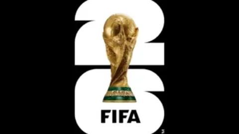 杜兰特左脚踝扭伤，今晚无法重返赛场